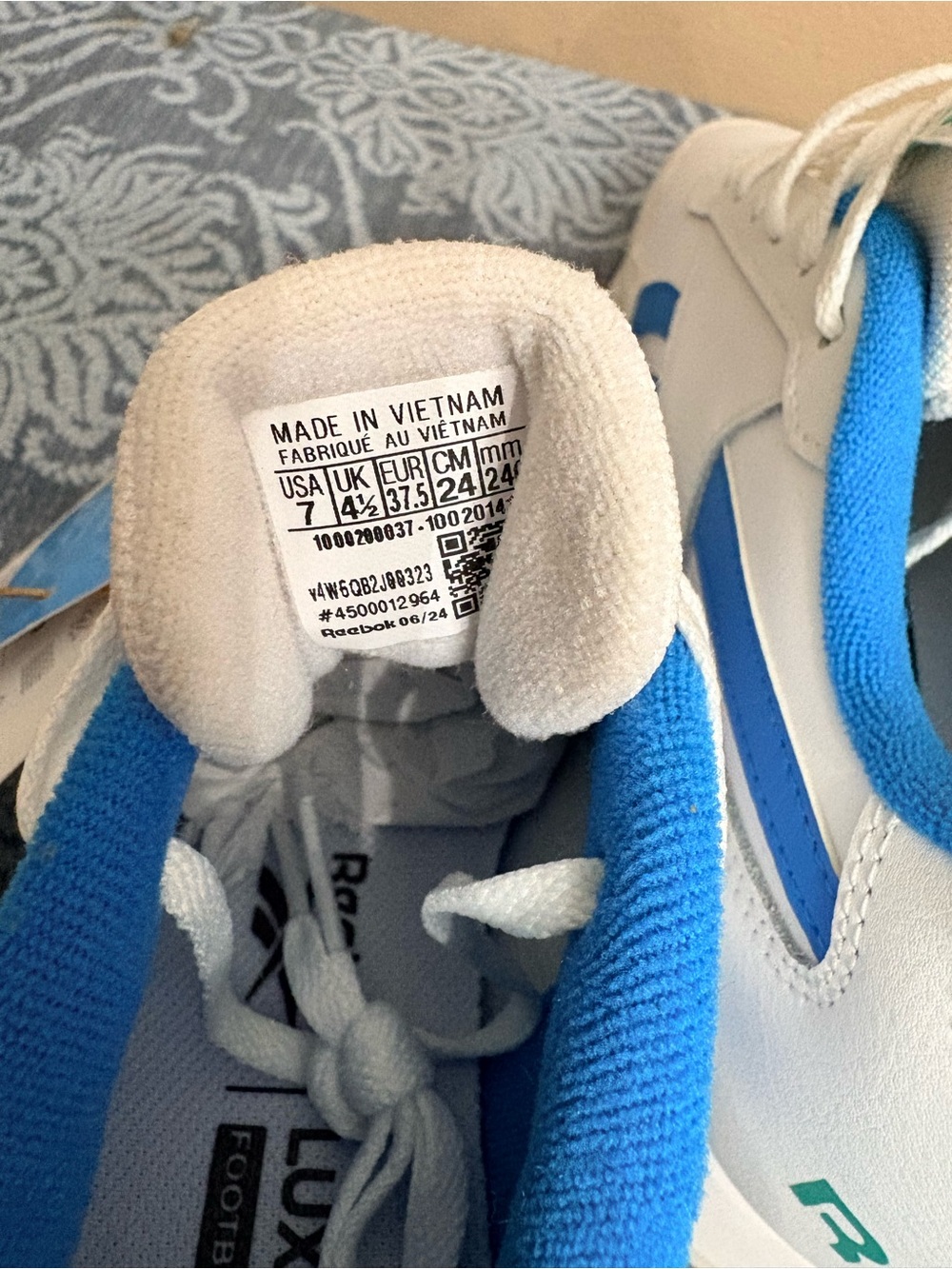 Reebok Kids White Sneakers with Blue Accents - Picture 5 of 6